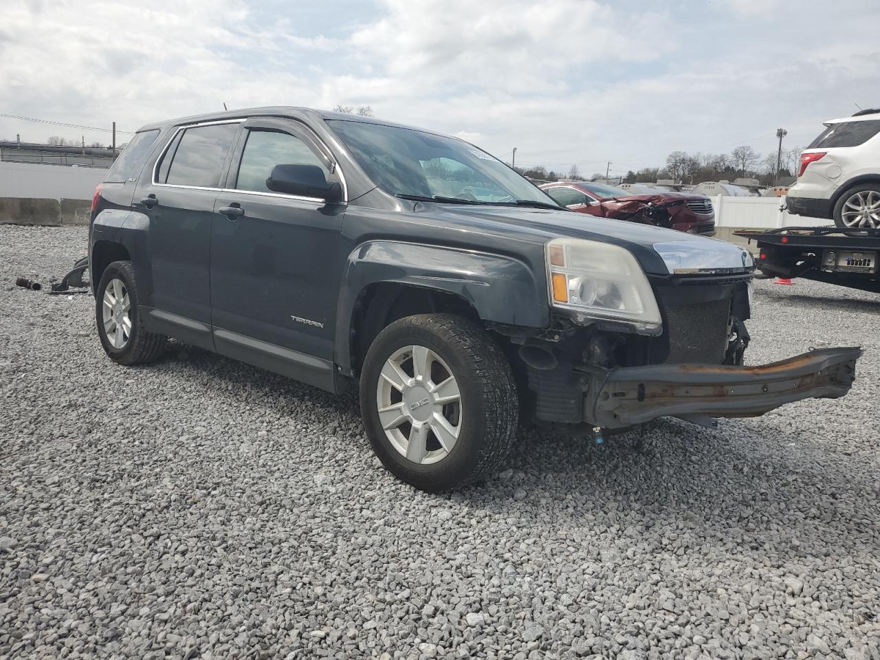 2013 GMC TERRAIN SL - Image 4