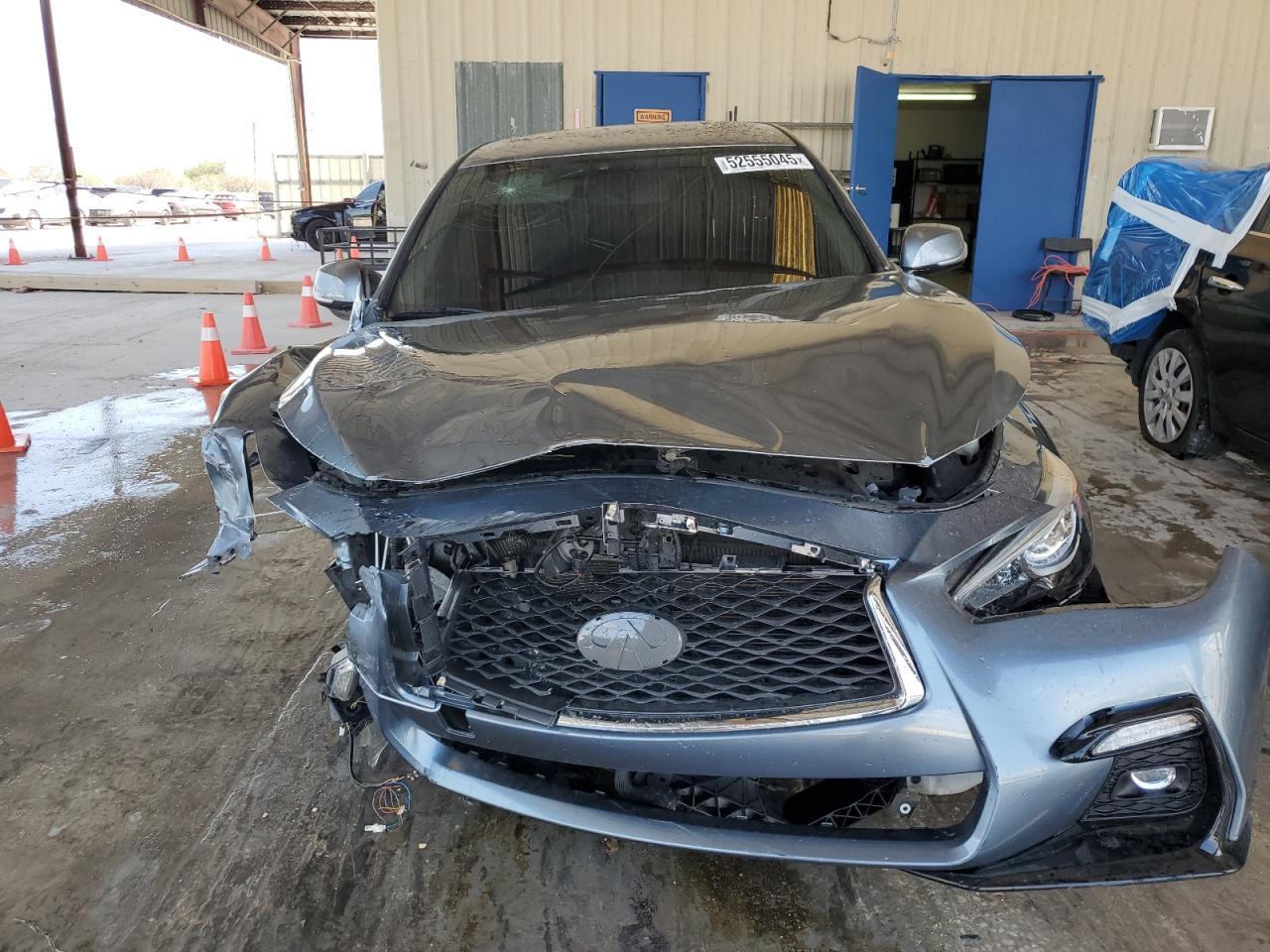 2018 INFINITI Q50 LUXE - Фото 5