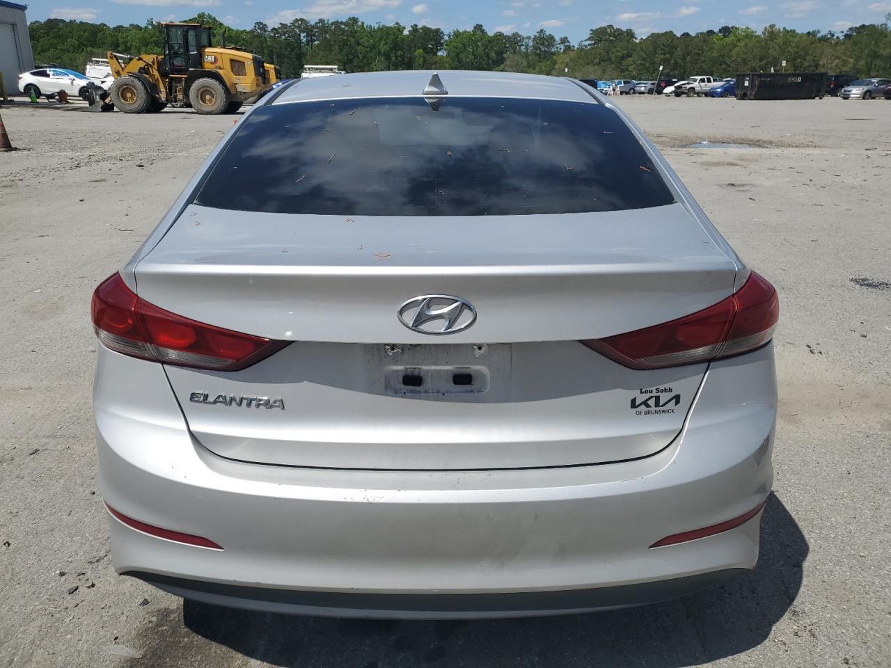 2017 HYUNDAI ELANTRA SE - Image 6