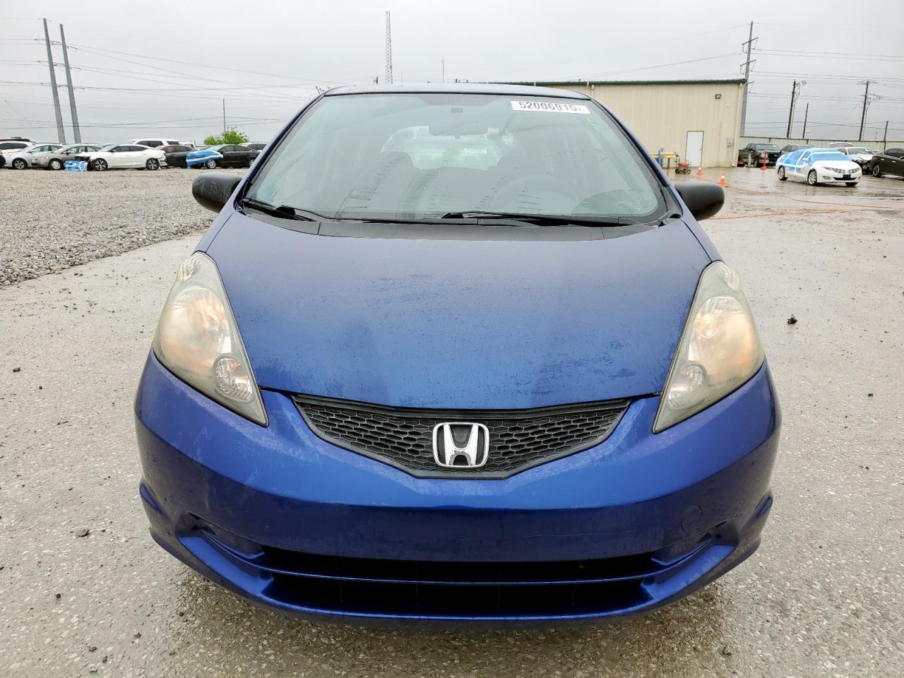 2011 HONDA FIT - Image 5
