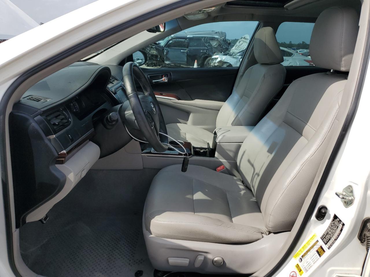 2014 TOYOTA CAMRY L - Фото 7