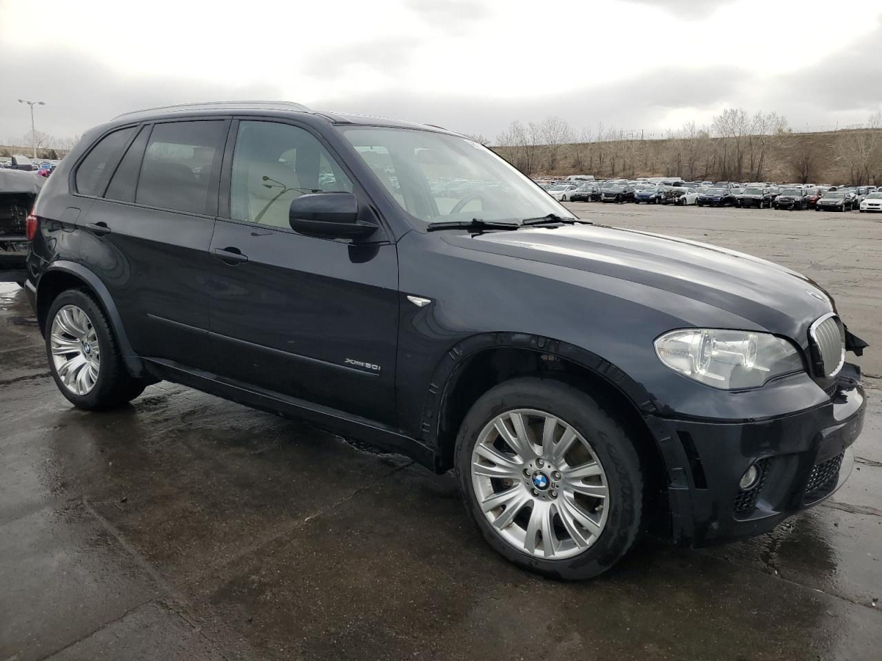 2013 BMW X5 XDRIVE5 - Image 4