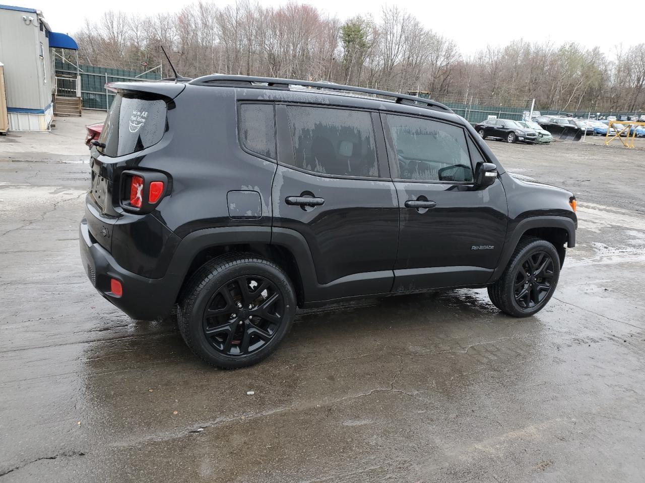2016 JEEP RENEGADE L - Image 3