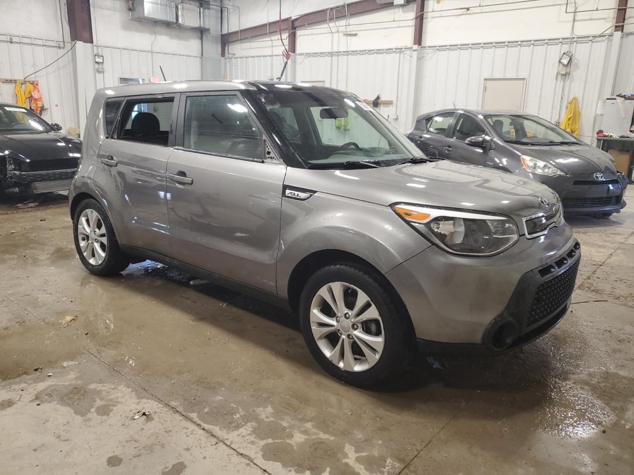 2016 KIA SOUL + - Image 4