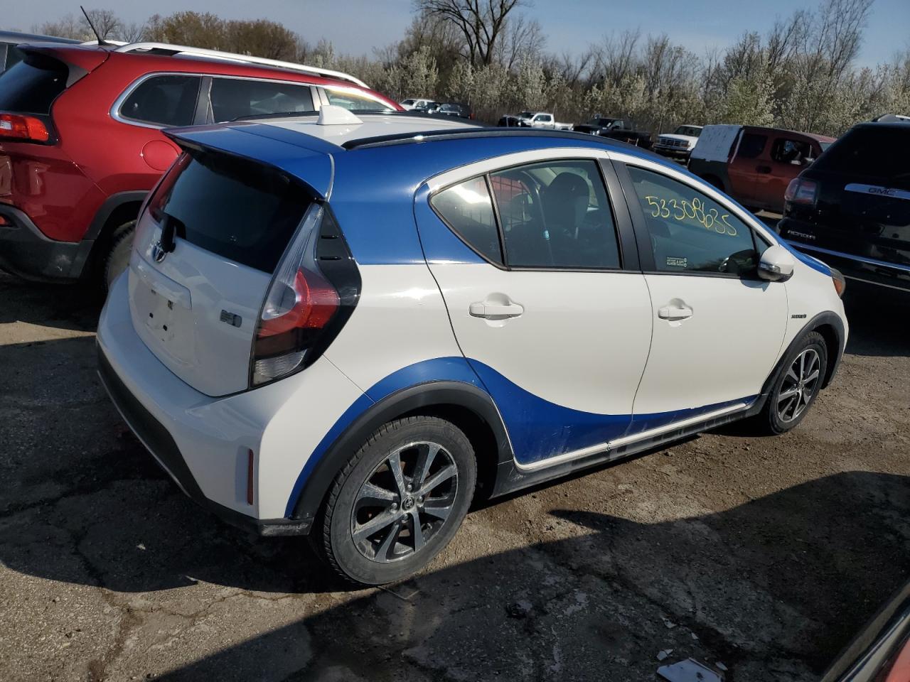 2018 TOYOTA PRIUS C - Image 3
