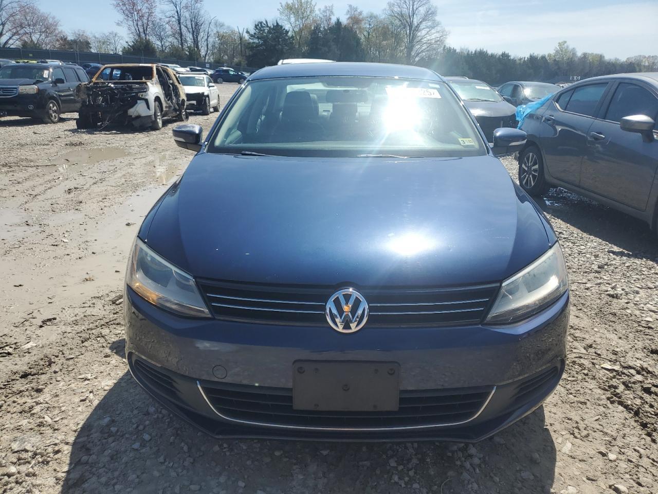 2013 VOLKSWAGEN JETTA TDI - Фото 5