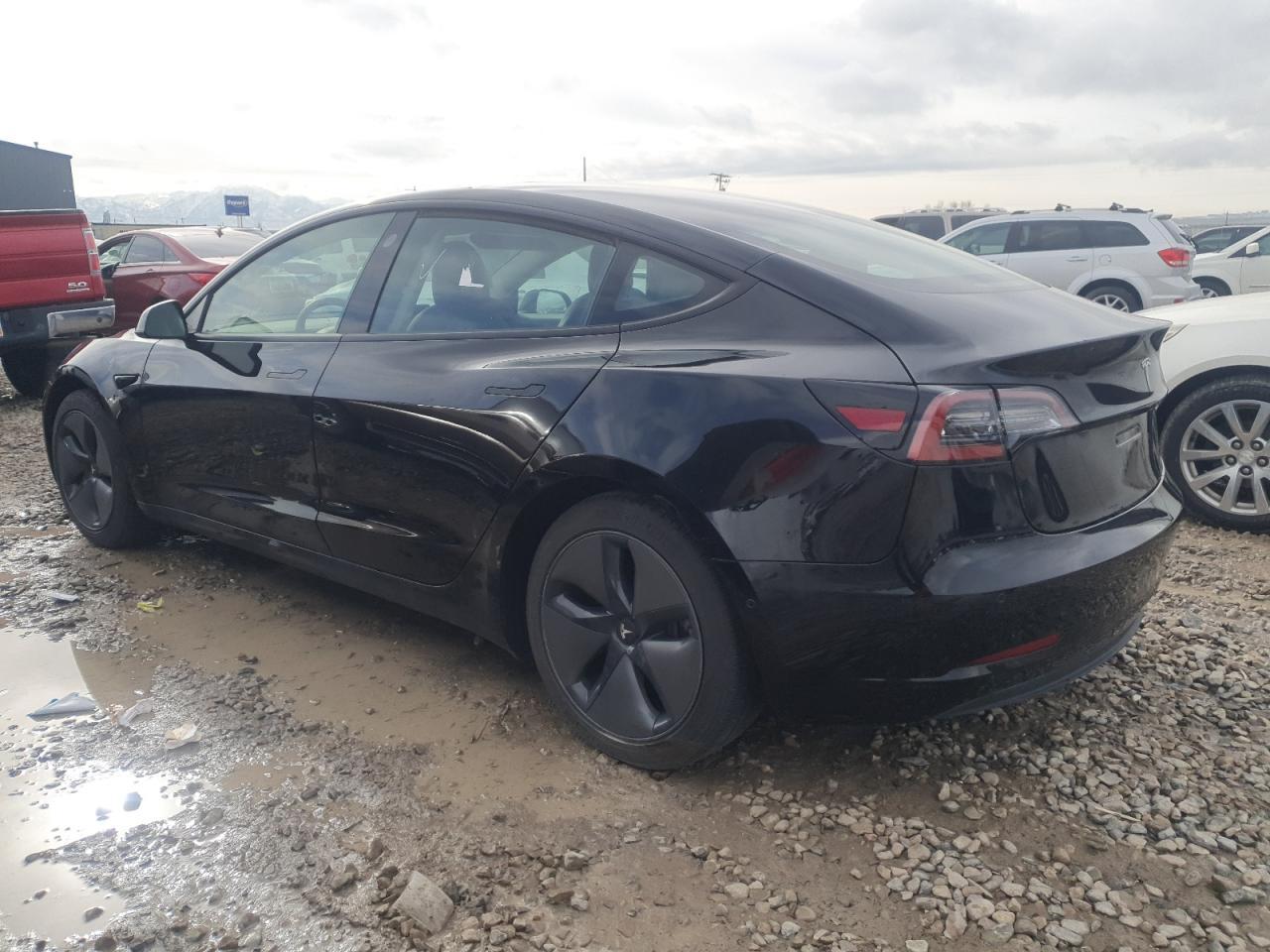 2021 TESLA MODEL 3 - Фото 2