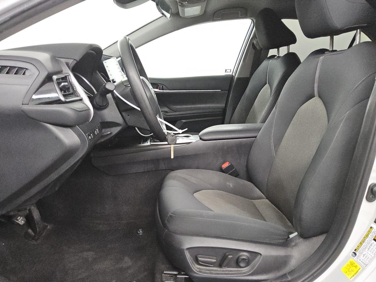 2024 TOYOTA CAMRY LE - Фото 7