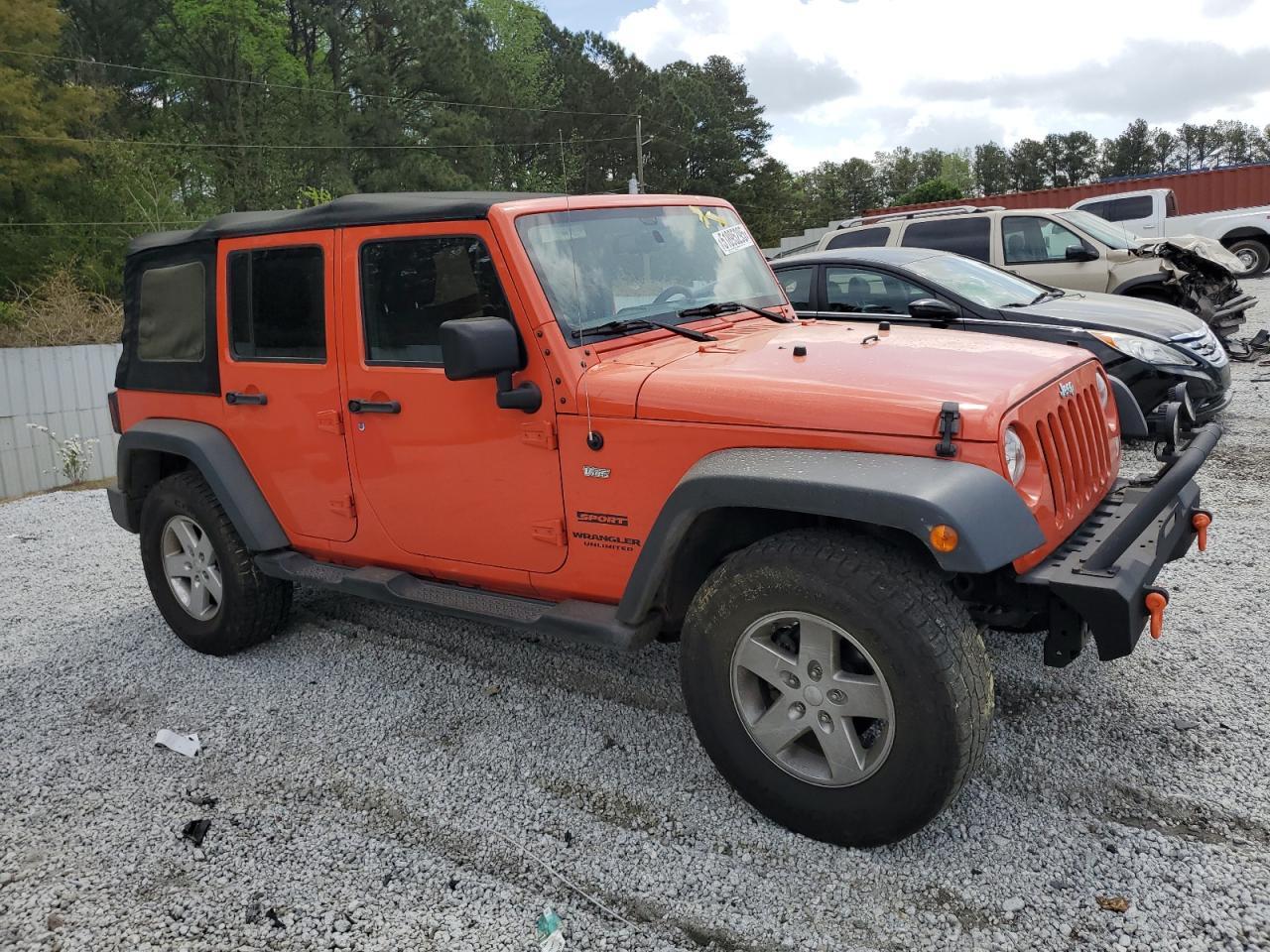 2015 JEEP WRANGLER U - Image 4