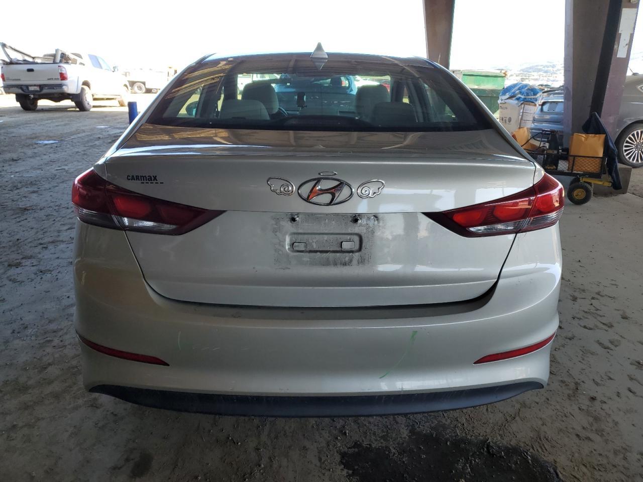 2017 HYUNDAI ELANTRA SE - Фото 6
