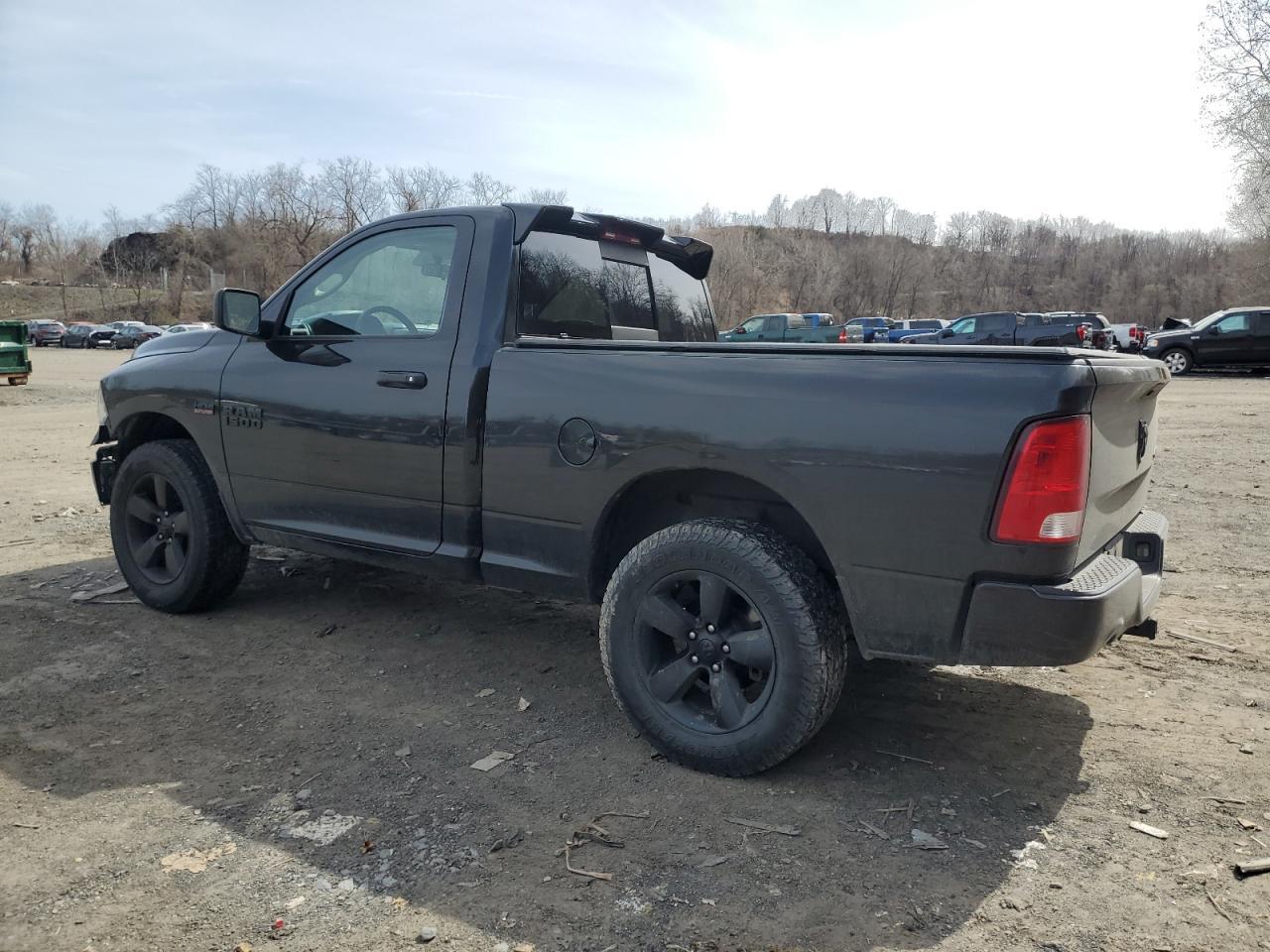 2017 RAM 1500 ST - Фото 2