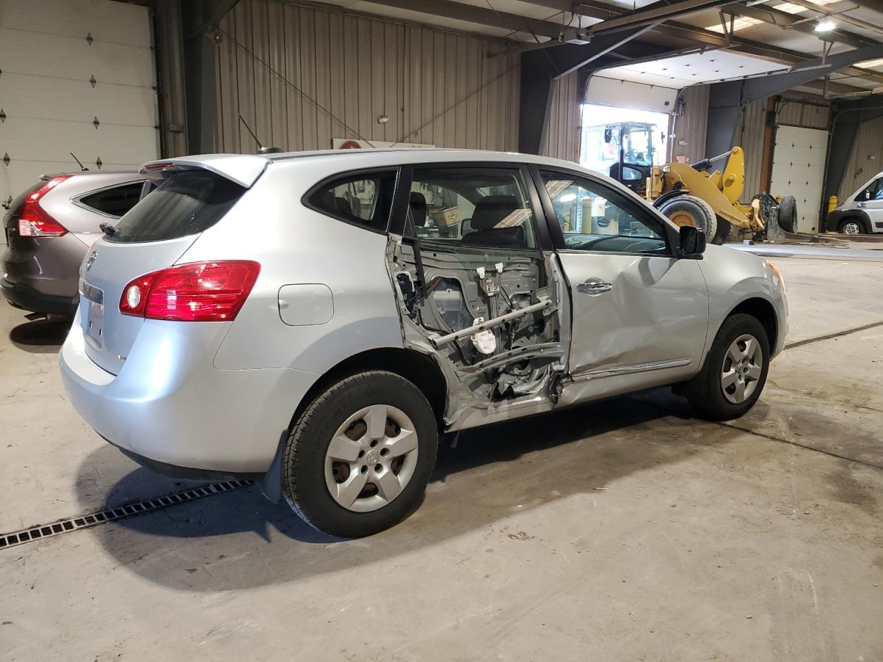 2013 NISSAN ROGUE S - Image 3