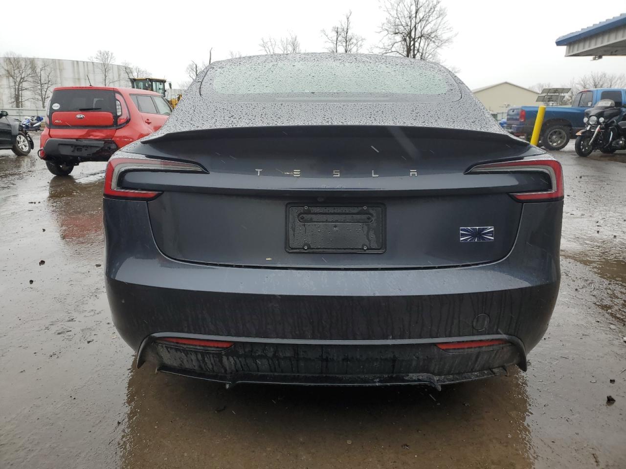 2024 TESLA MODEL 3 - Фото 6