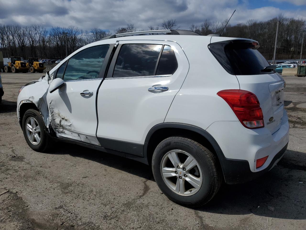 2019 CHEVROLET TRAX 1LT - Фото 2