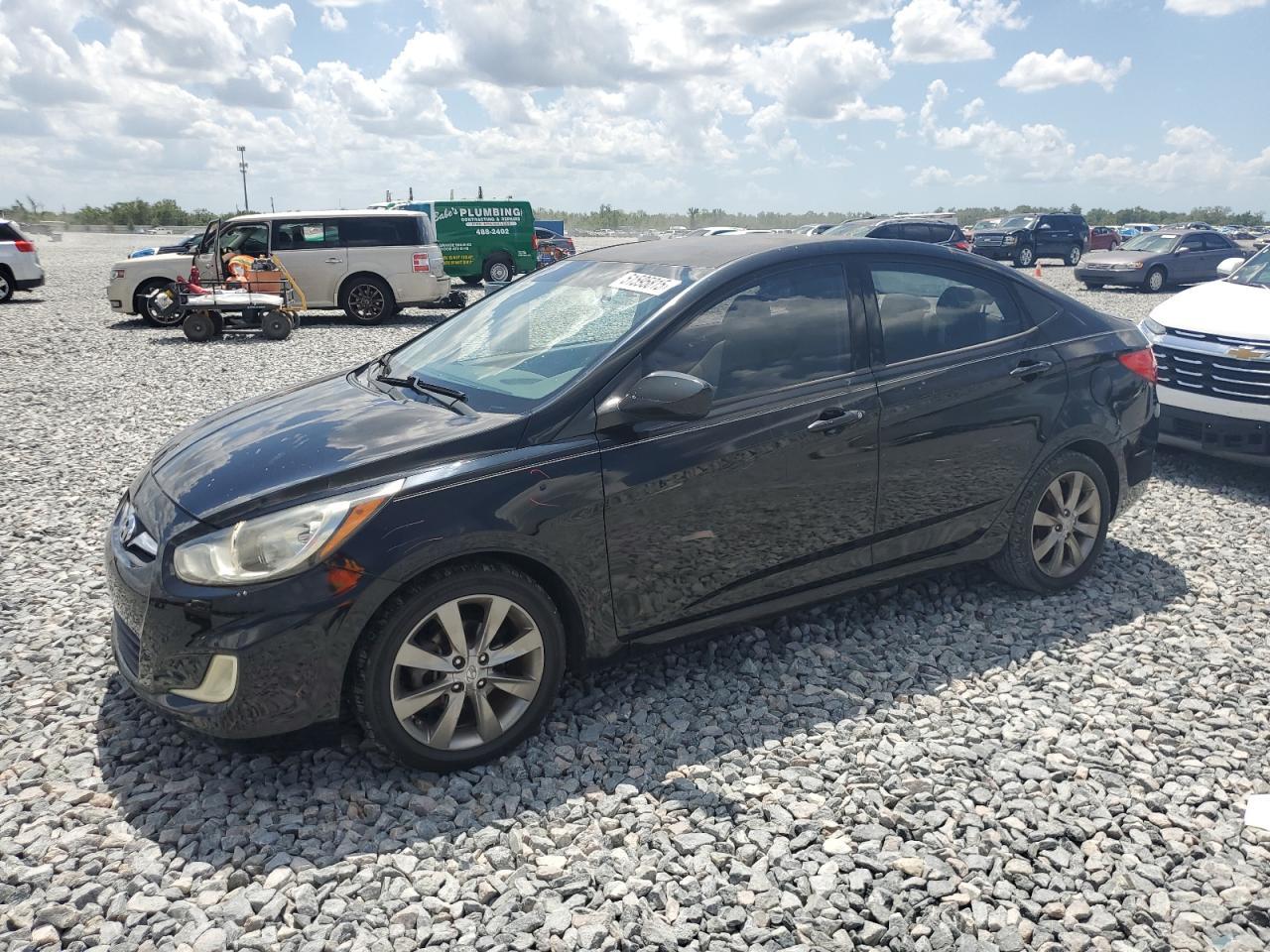 2012 HYUNDAI ACCENT GLS