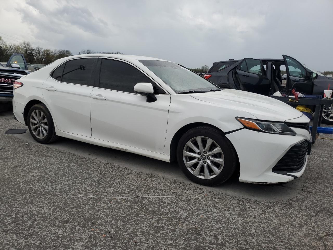 2018 TOYOTA CAMRY L - Фото 4