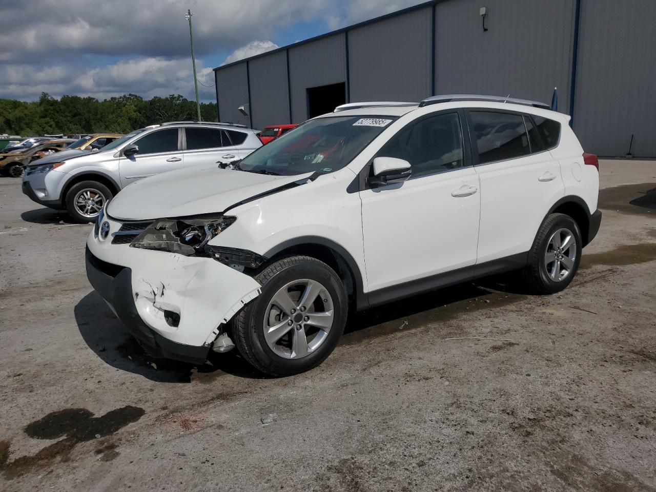 2015 TOYOTA RAV4 XLE