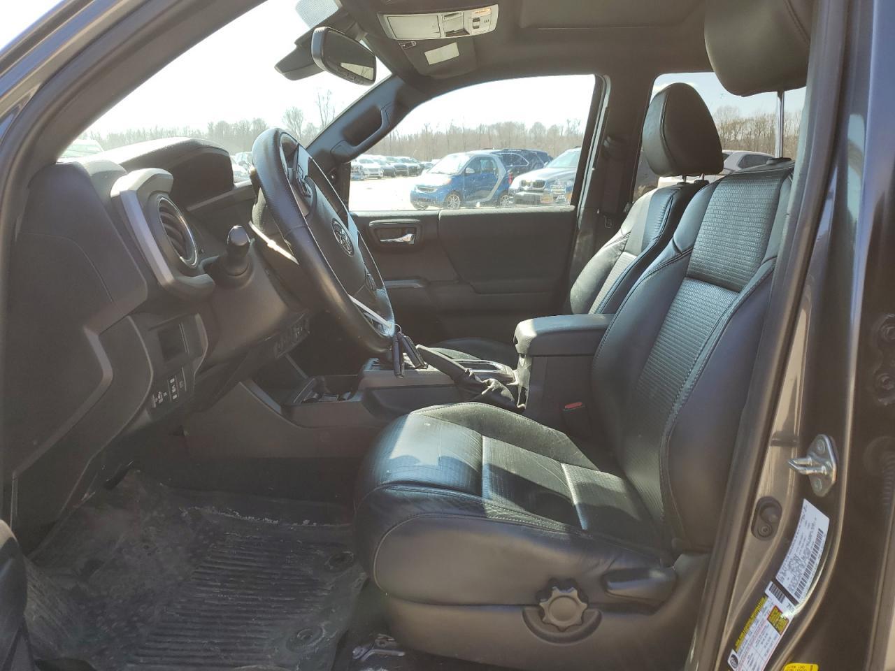 2019 TOYOTA TACOMA DOU - Фото 7