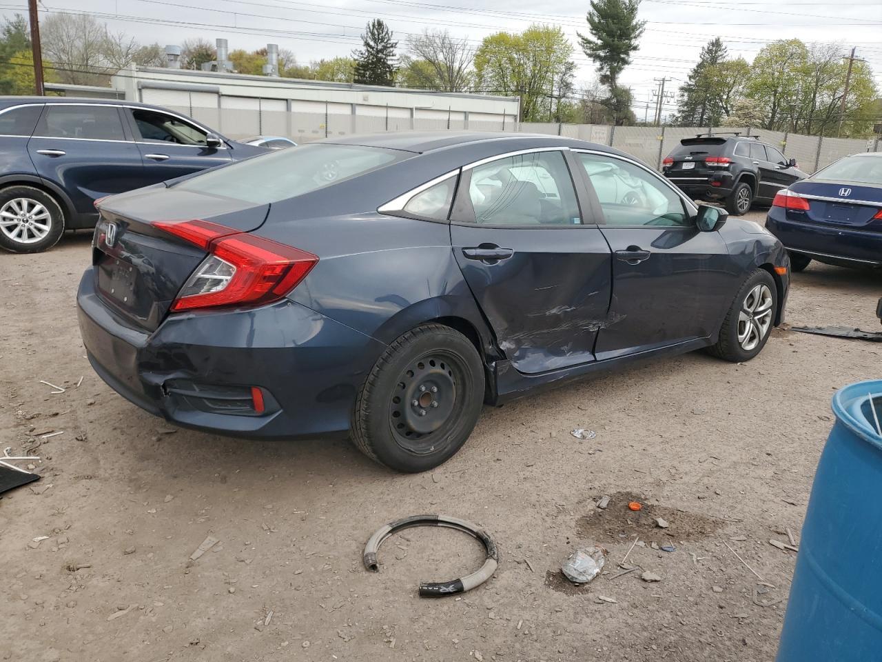 2017 HONDA CIVIC LX - Фото 3