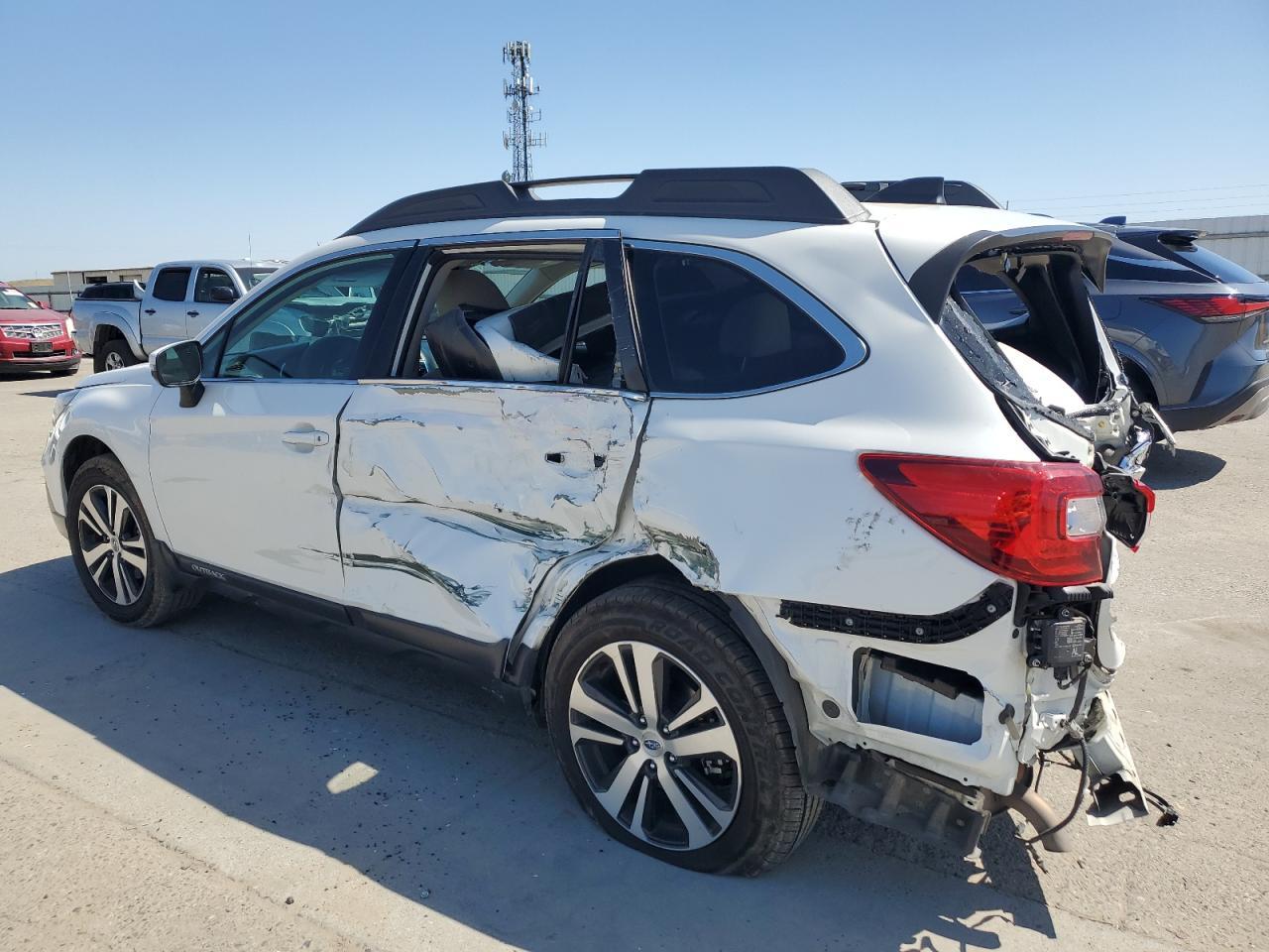 2018 SUBARU OUTBACK 2. - Image 2