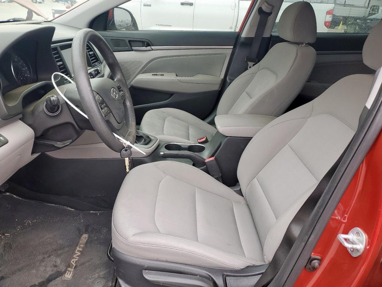 2017 HYUNDAI ELANTRA SE - Image 7