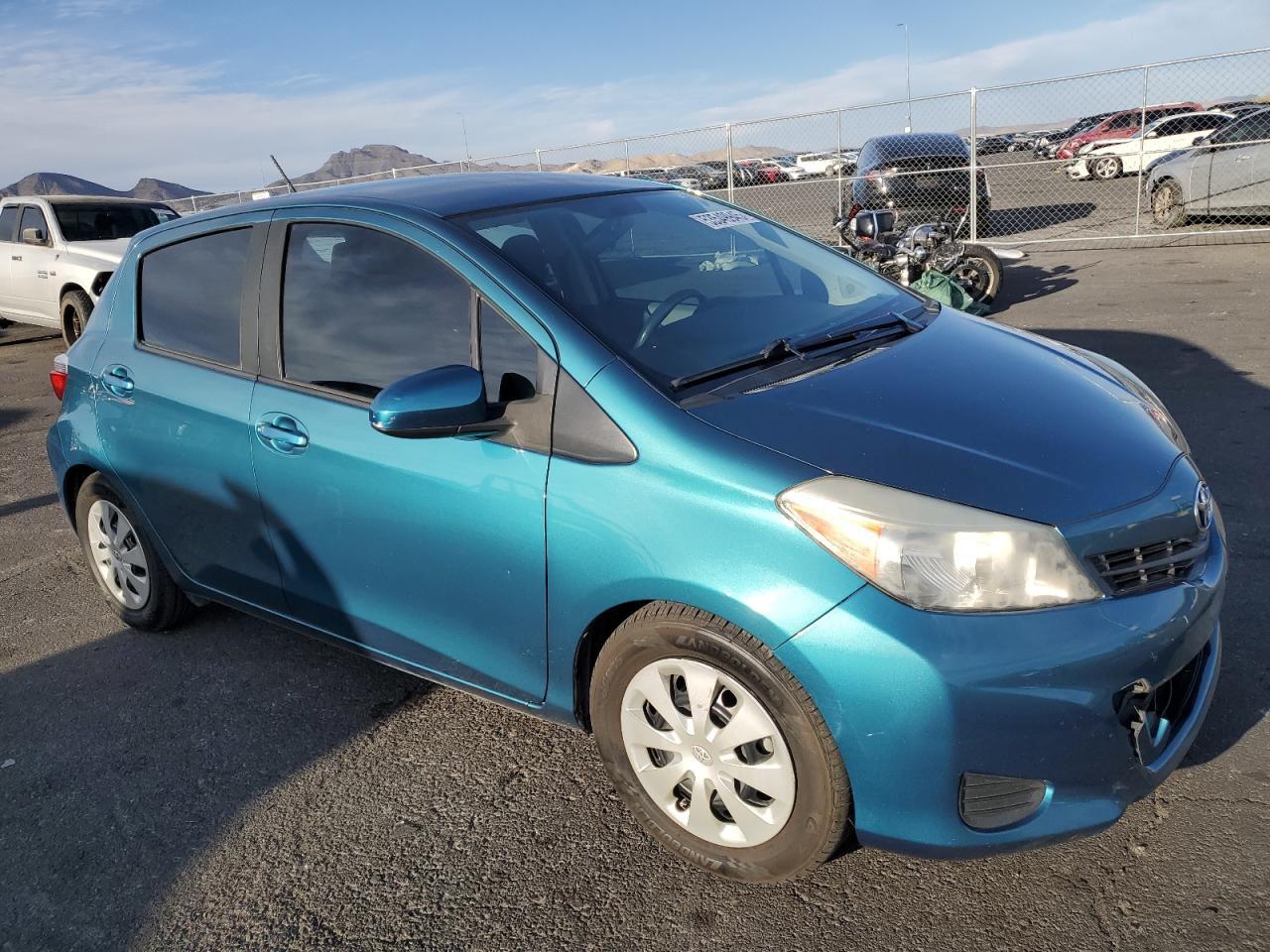 2014 TOYOTA YARIS - Image 4