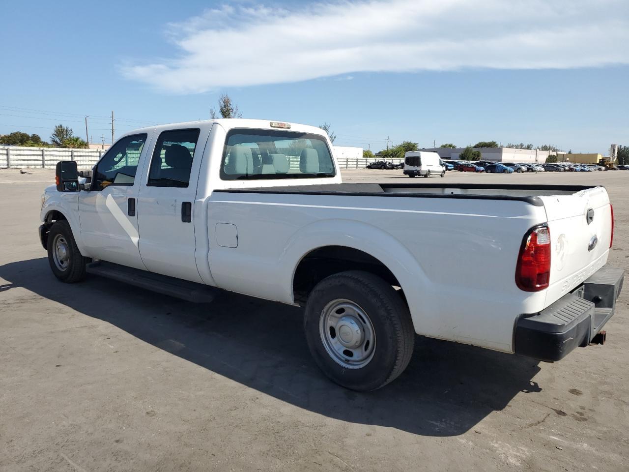 2015 FORD F250 SUPER - Фото 2