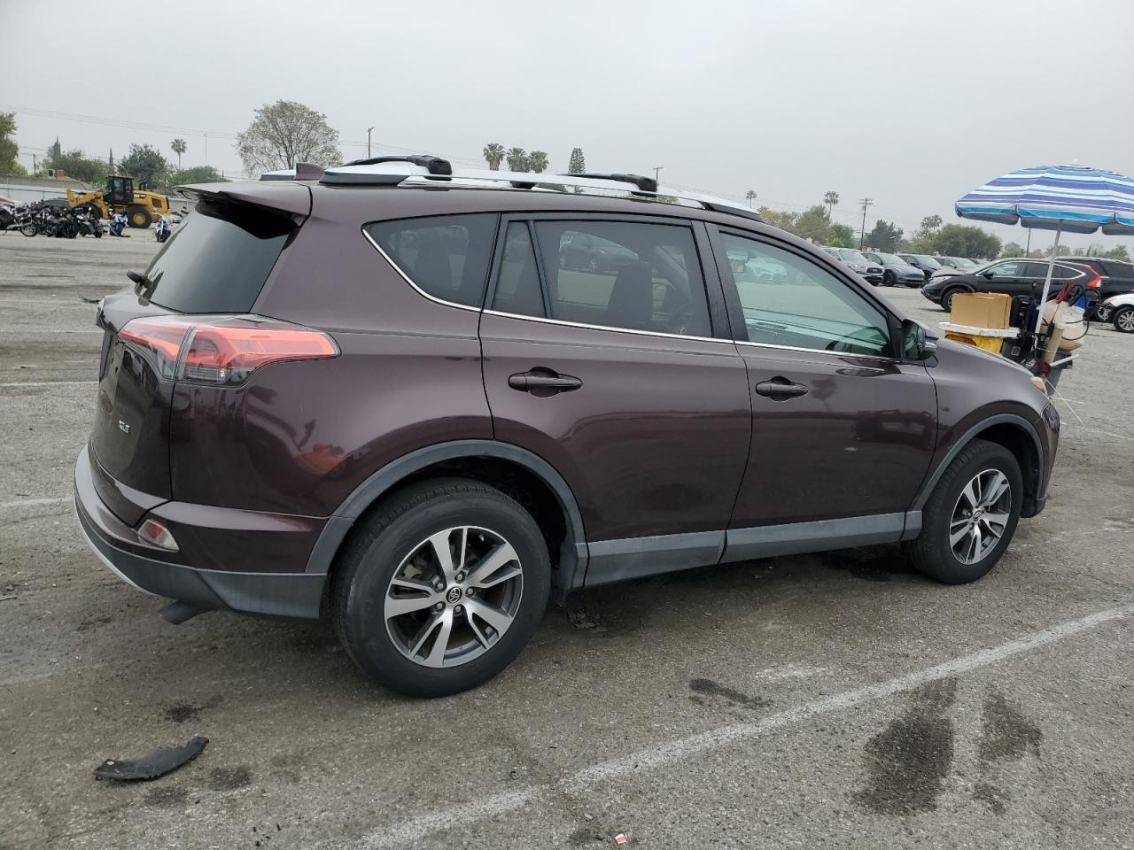 2016 TOYOTA RAV4 XLE - Фото 3
