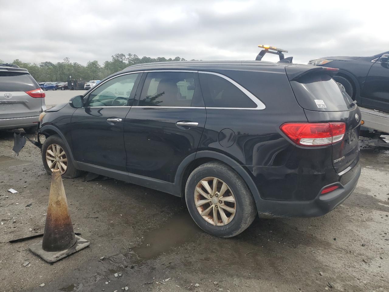 2016 KIA SORENTO LX - Image 2