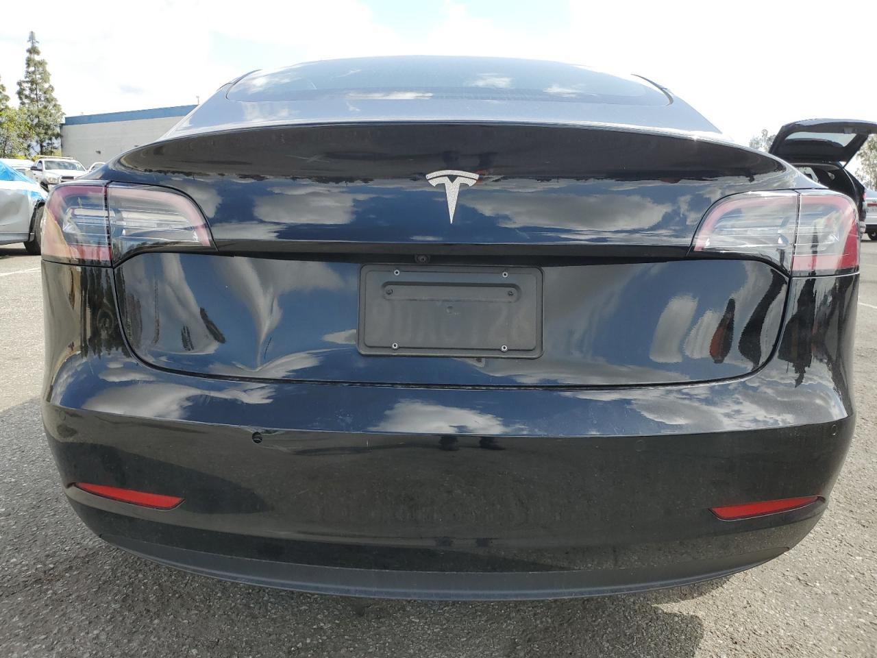 2022 TESLA MODEL 3 - Image 6