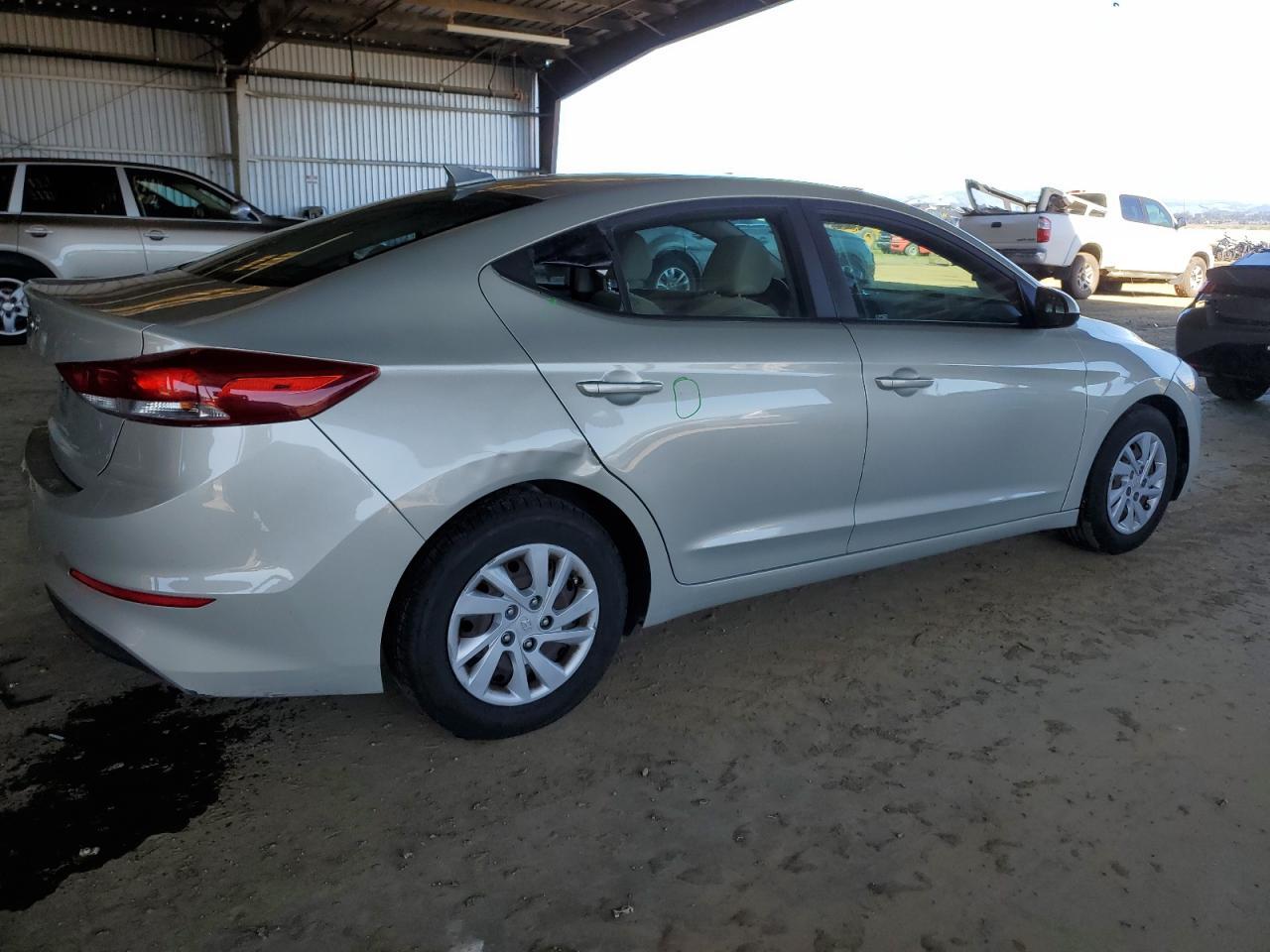 2017 HYUNDAI ELANTRA SE - Фото 3