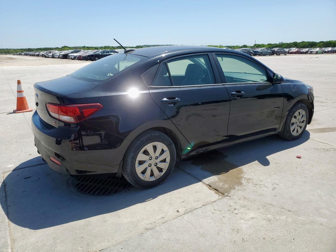 2020 KIA RIO LX - Фото 3
