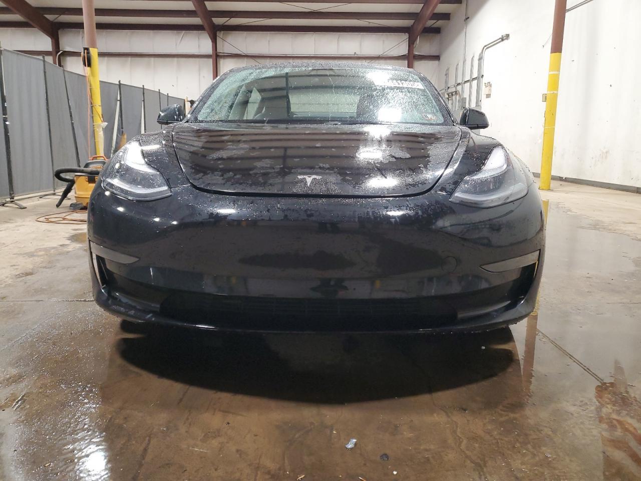 2022 TESLA MODEL 3 - Image 5