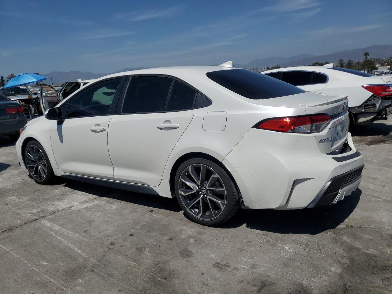 2020 TOYOTA COROLLA SE - Image 2