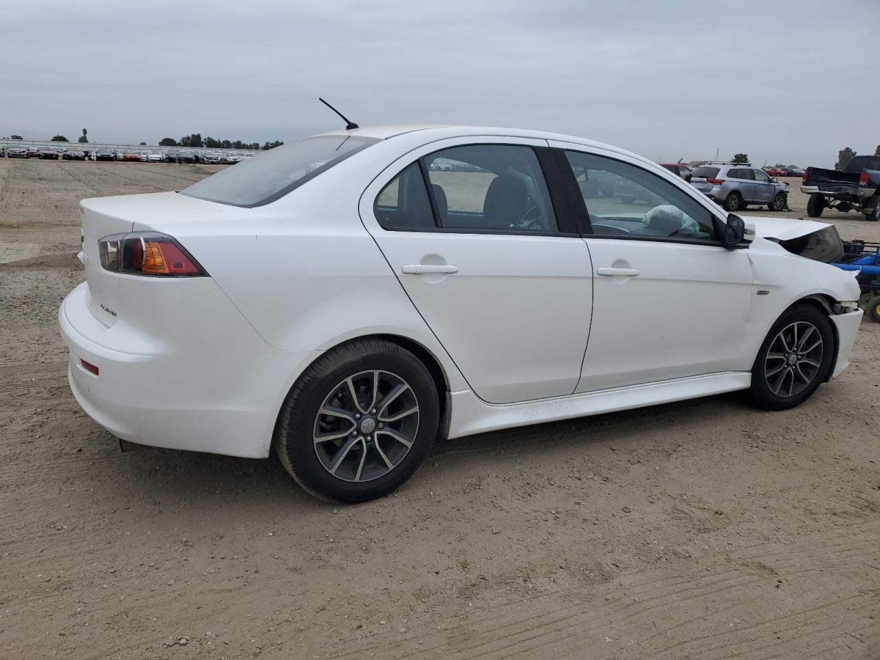 2017 MITSUBISHI LANCER ES - Image 3