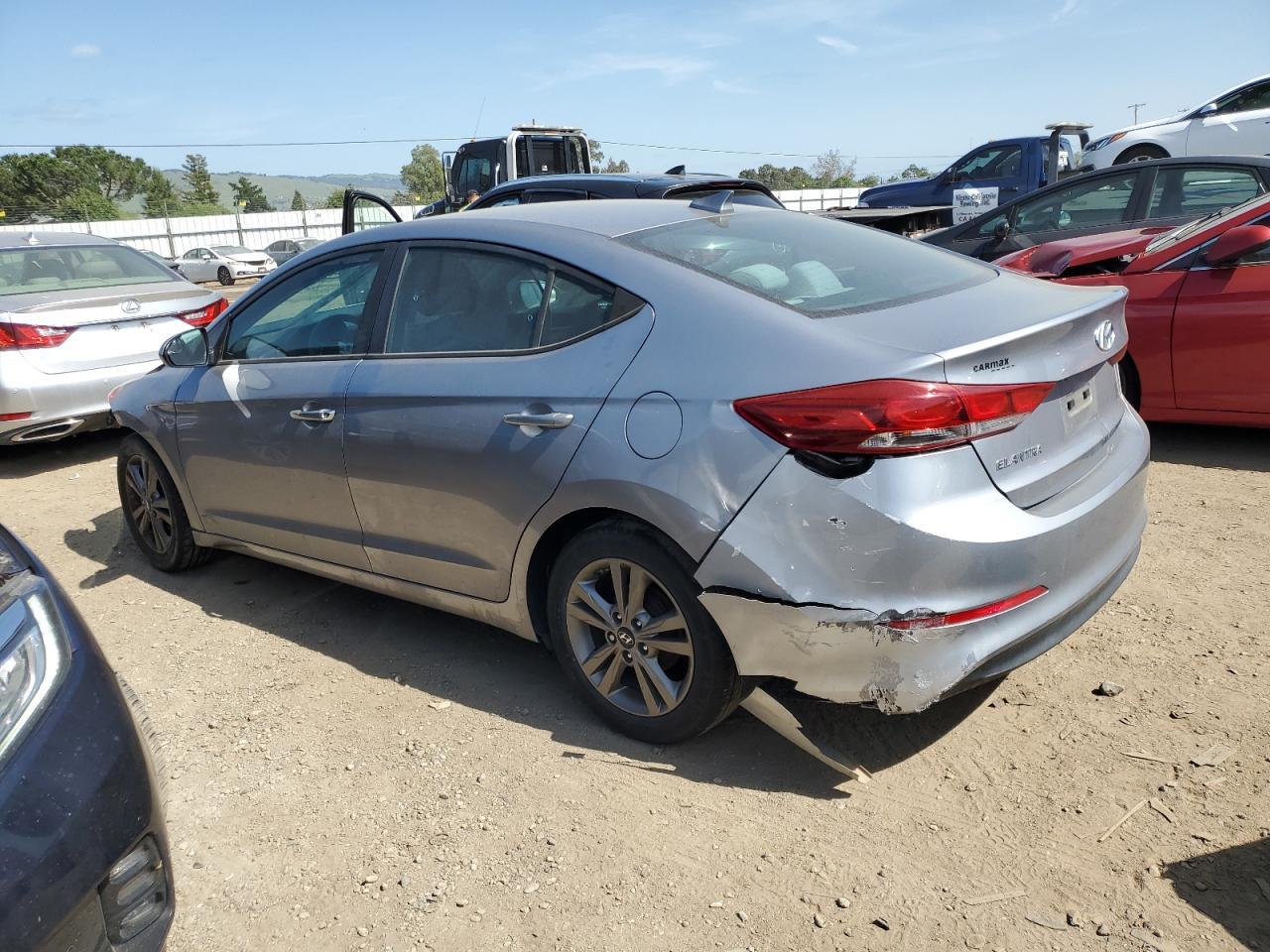 2017 HYUNDAI ELANTRA SE - Фото 2