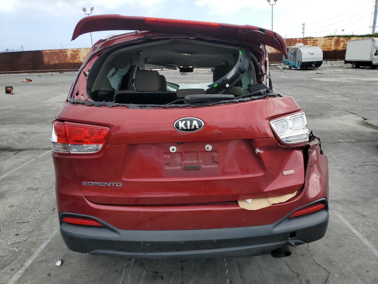 2017 KIA SORENTO LX - Фото 6