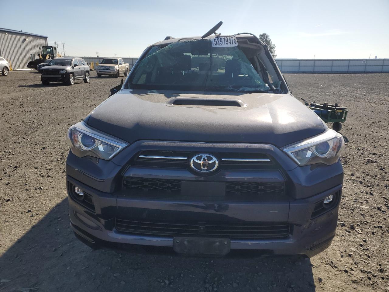 2022 TOYOTA 4RUNNER SR - Фото 5