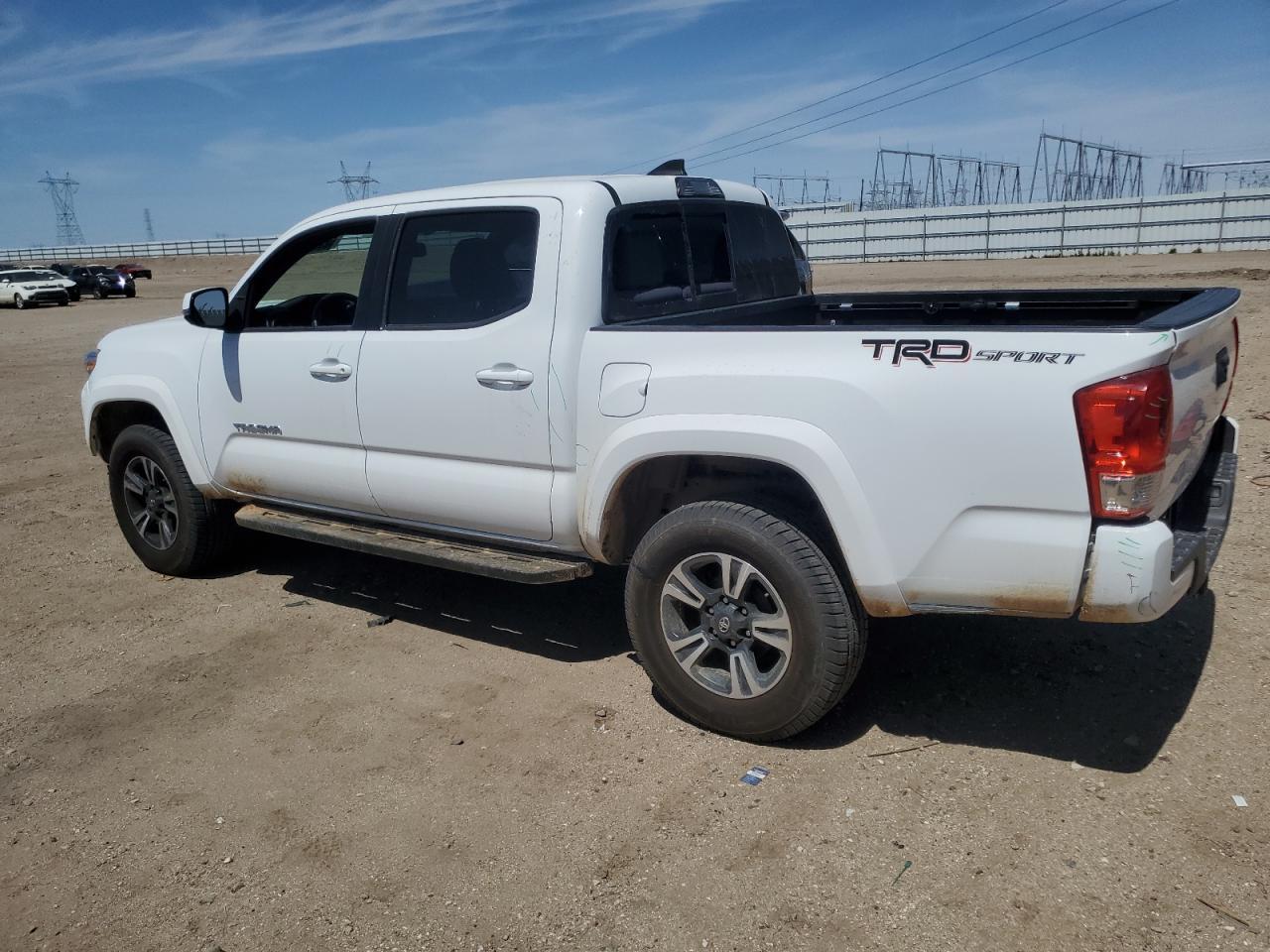 2017 TOYOTA TACOMA DOU - Фото 2