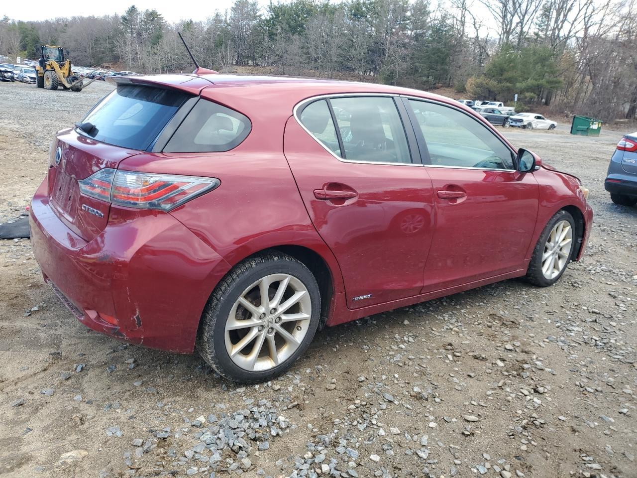 2011 LEXUS CT 200 - Фото 3
