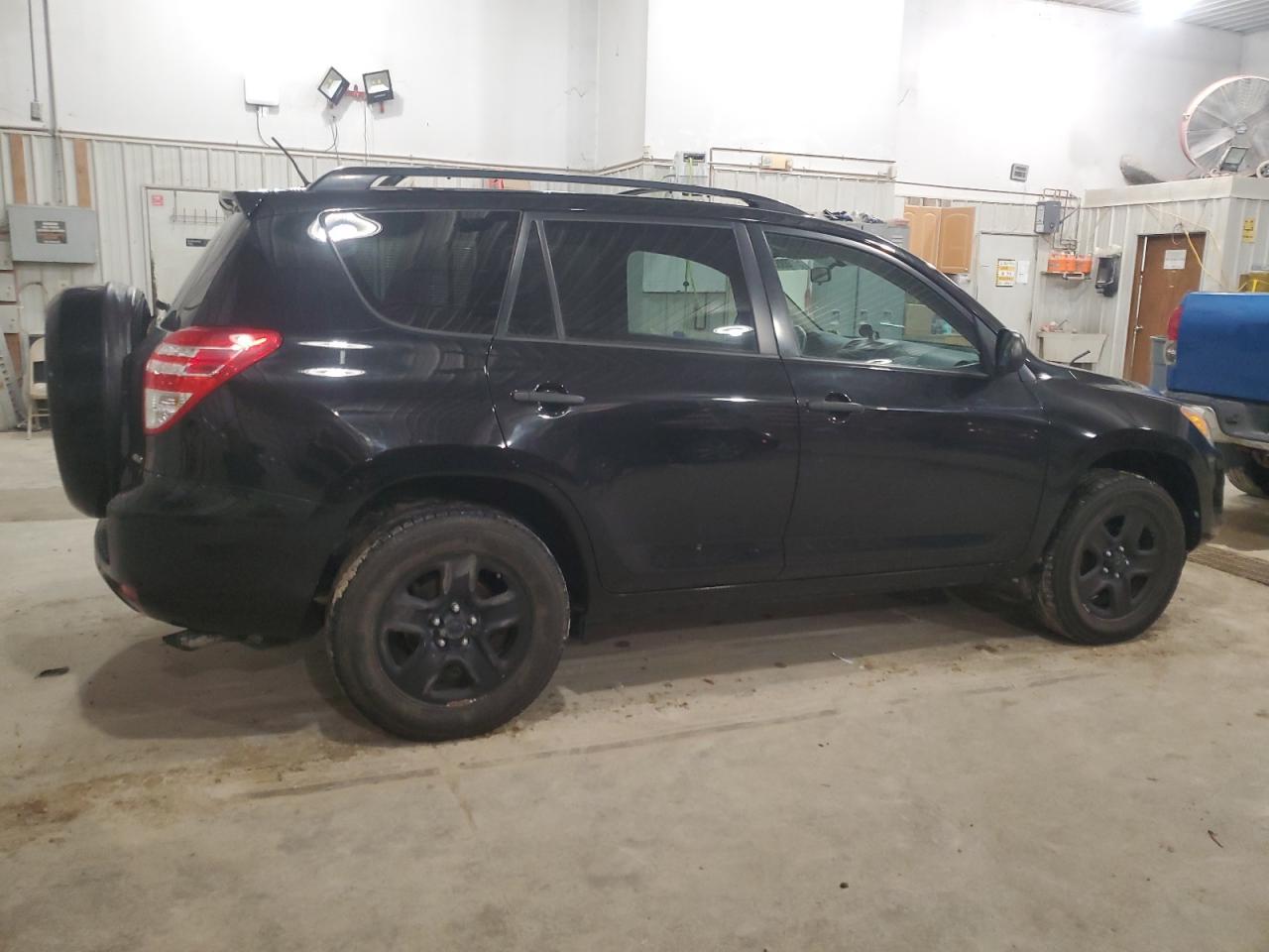 2011 TOYOTA RAV4 - Image 3