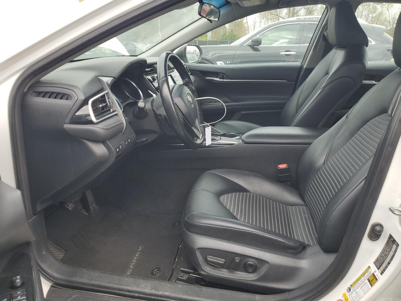 2018 TOYOTA CAMRY L - Фото 7