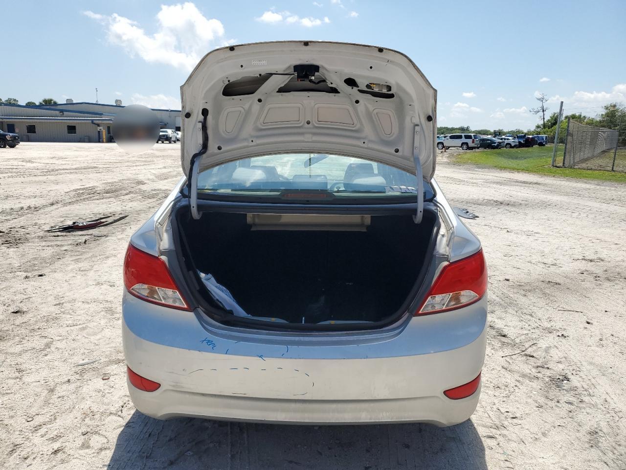 2017 HYUNDAI ACCENT SE - Image 6