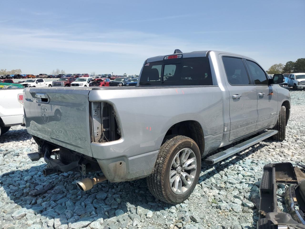 2019 RAM 1500 BIG H - Фото 3