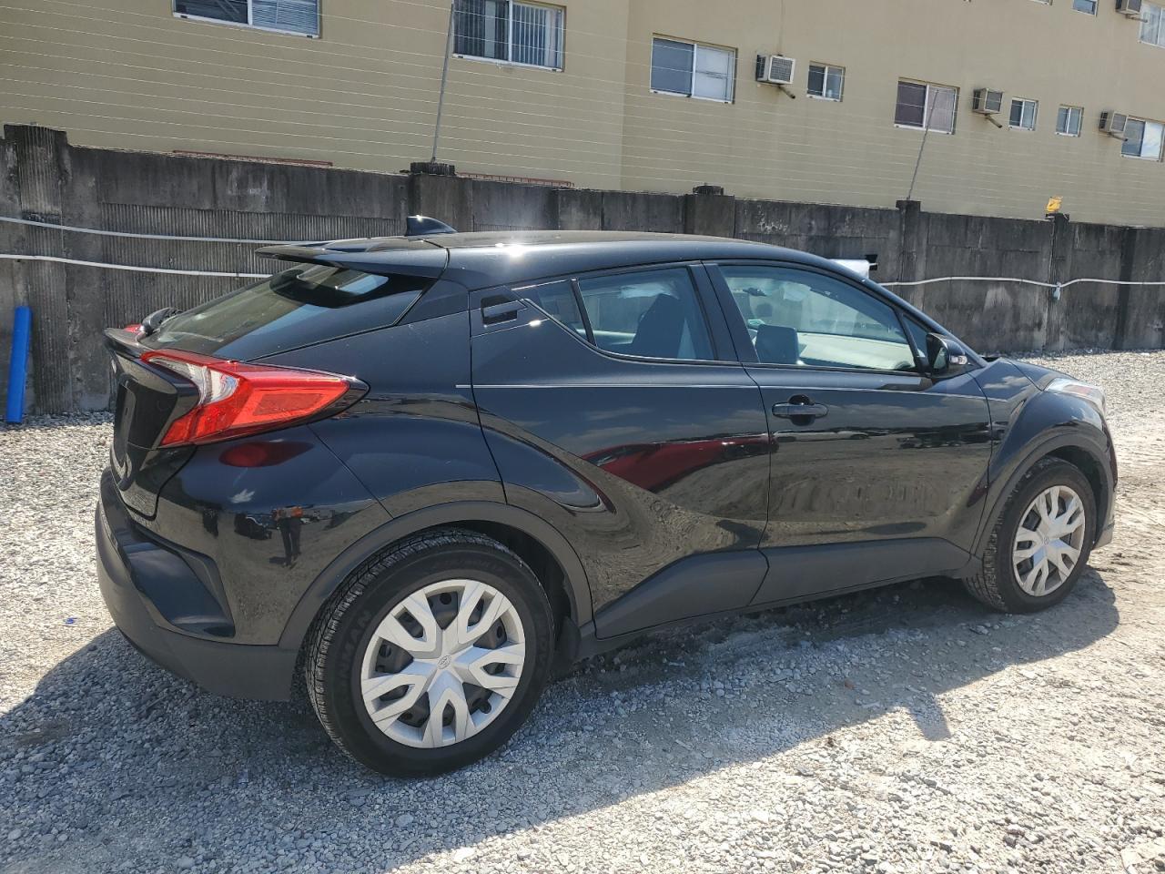 2019 TOYOTA C-HR XLE - Фото 3
