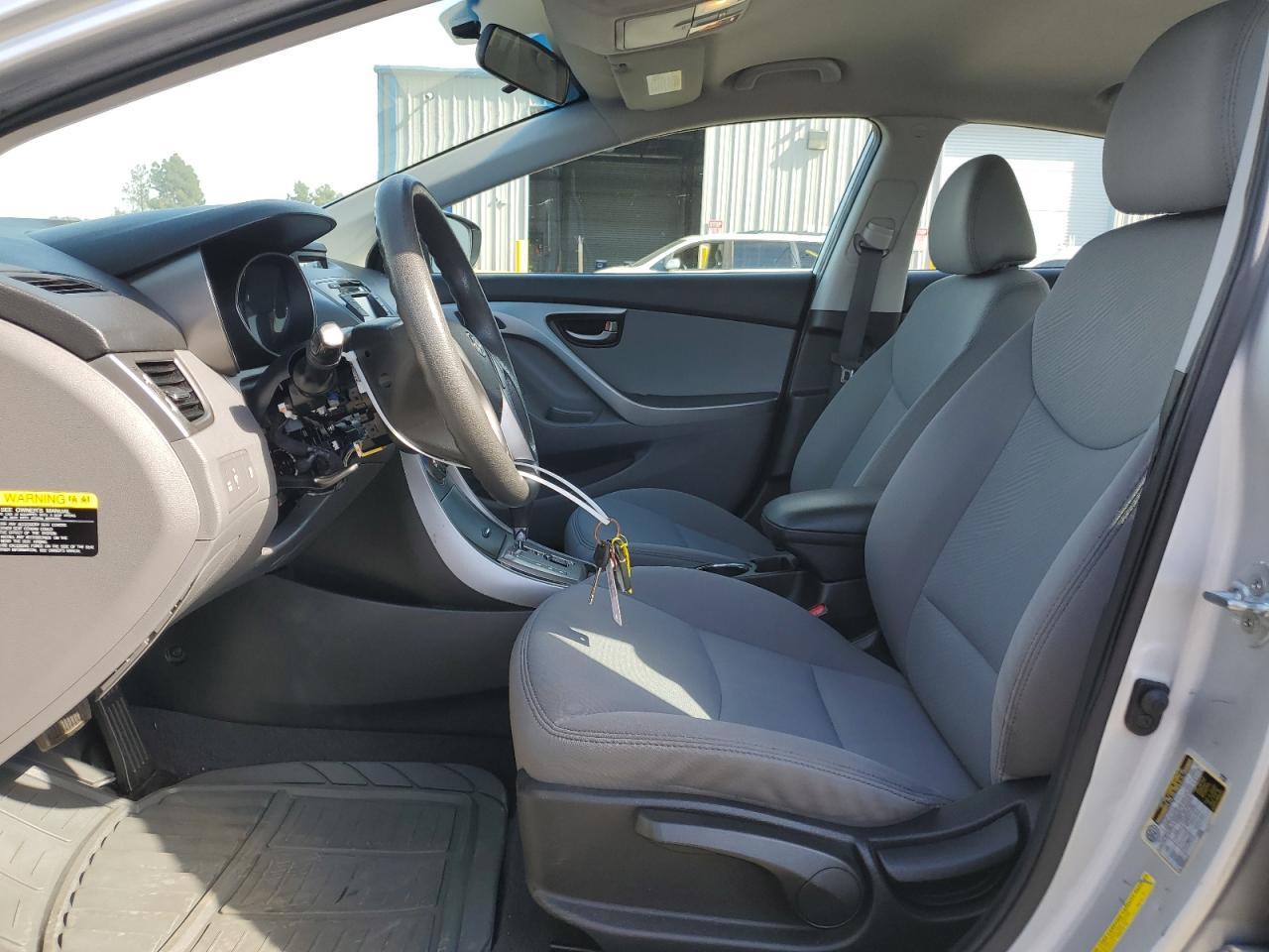 2013 HYUNDAI ELANTRA GL - Image 7