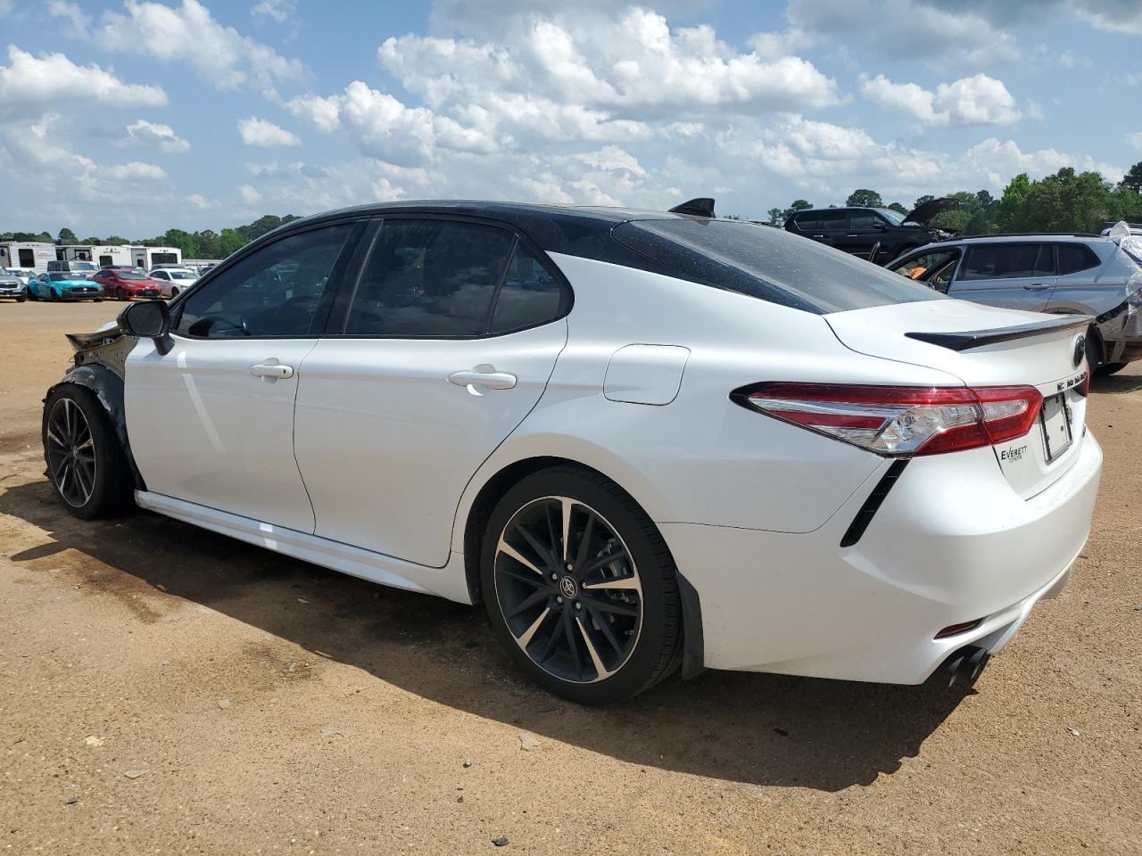 2019 TOYOTA CAMRY XSE - Image 2