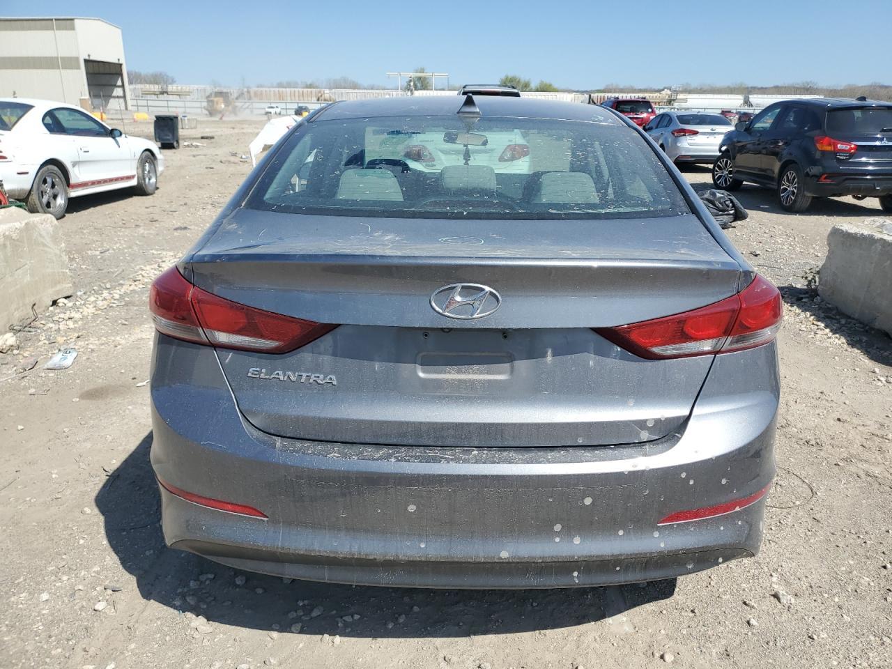 2018 HYUNDAI ELANTRA SE - Фото 6