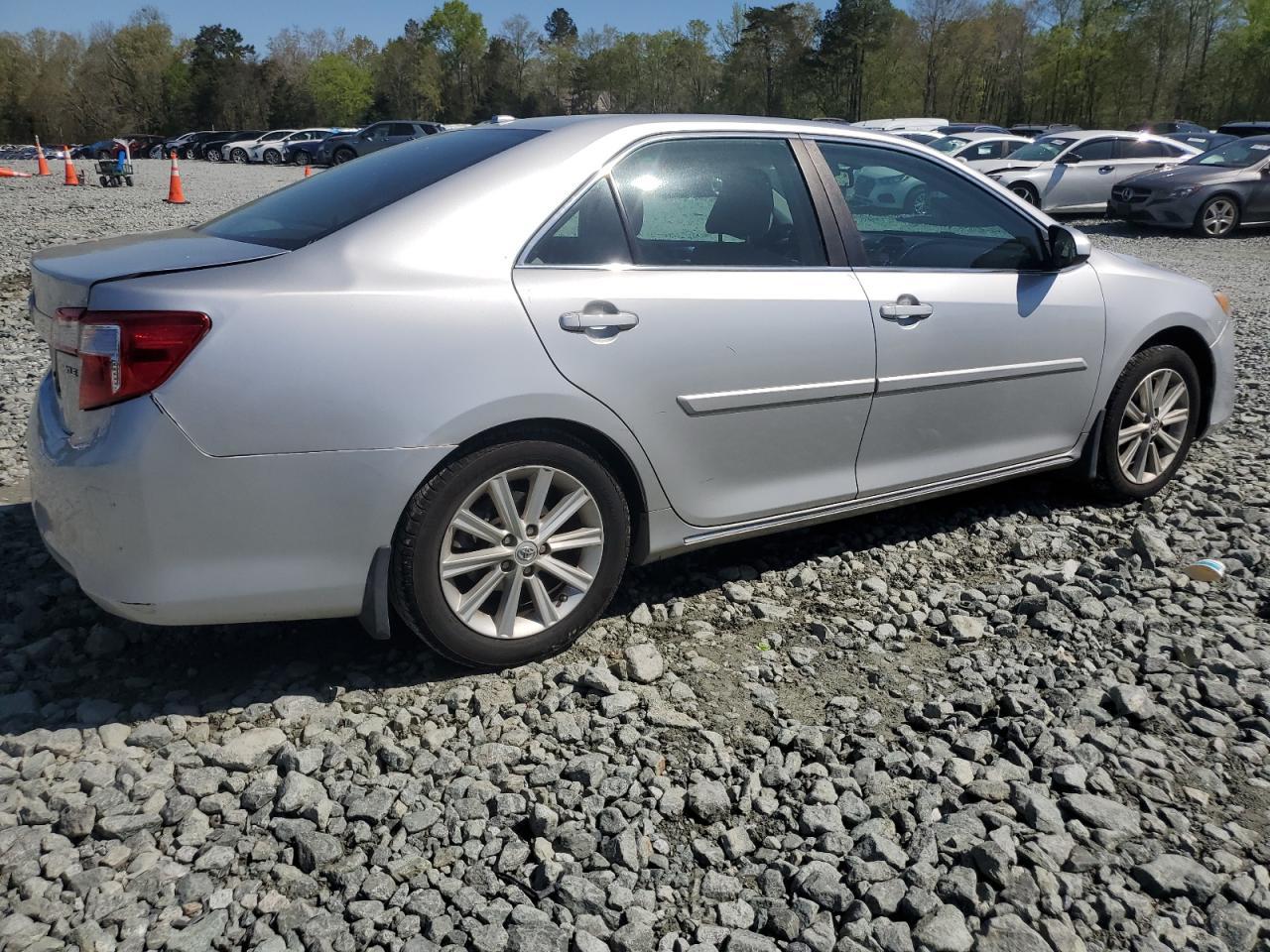 2012 TOYOTA CAMRY BASE - Фото 3