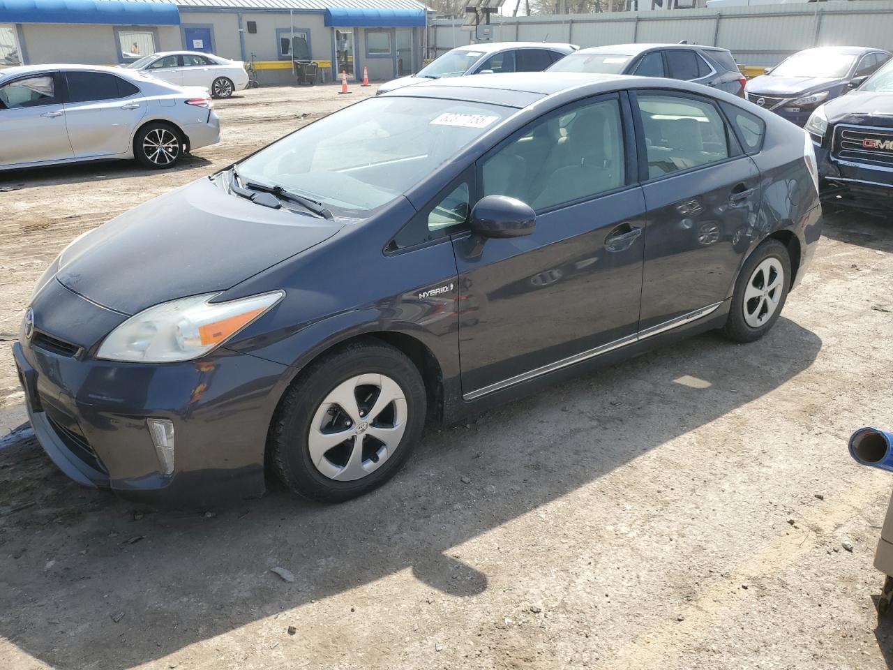 2013 TOYOTA PRIUS